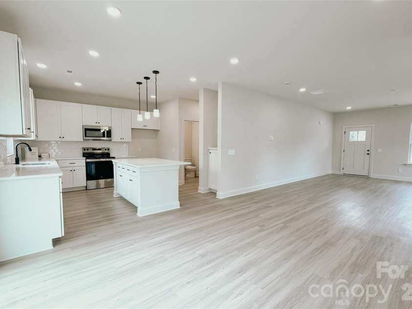 304 Woodside Drive, Harrisburg, NC 28075.  MLS# CAR4350580, YatesRealty ID 25542. 