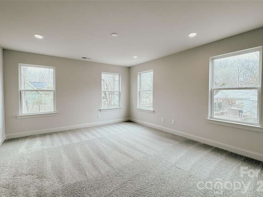 304 Woodside Drive, Harrisburg, NC 28075.  MLS# CAR4350580, YatesRealty ID 25542. 