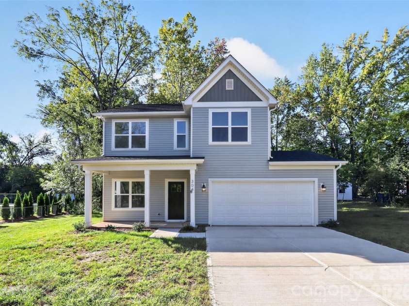 304 Woodside Drive, Harrisburg, NC 28075.  MLS# CAR4350580, YatesRealty ID 25542. 