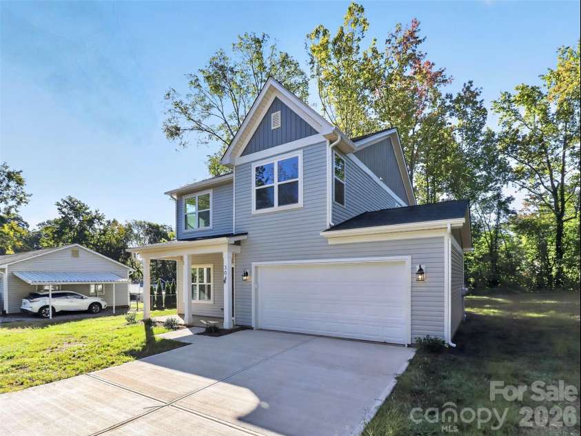 304 Woodside Drive, Harrisburg, NC 28075.  MLS# CAR4350580, YatesRealty ID 25542. 