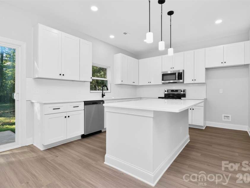 304 Woodside Drive, Harrisburg, NC 28075.  MLS# CAR4350580, YatesRealty ID 25542. 