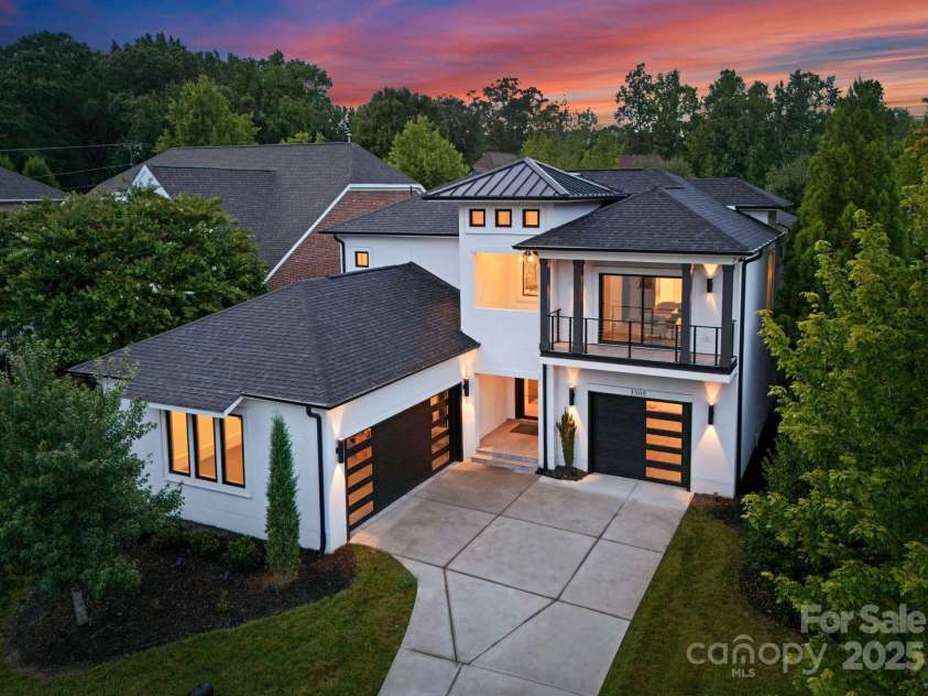 3308 Carmel Road, Charlotte, NC 28226.  MLS# CAR4272208, YatesRealty ID 25542. 