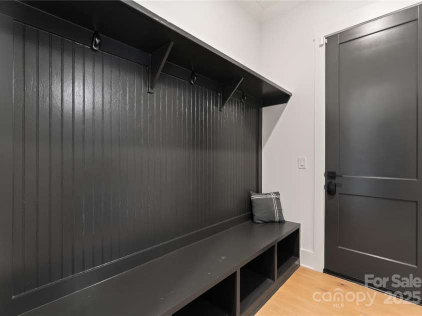 3308 Carmel Road, Charlotte, NC 28226.  MLS# CAR4272208, YatesRealty ID 25542. 