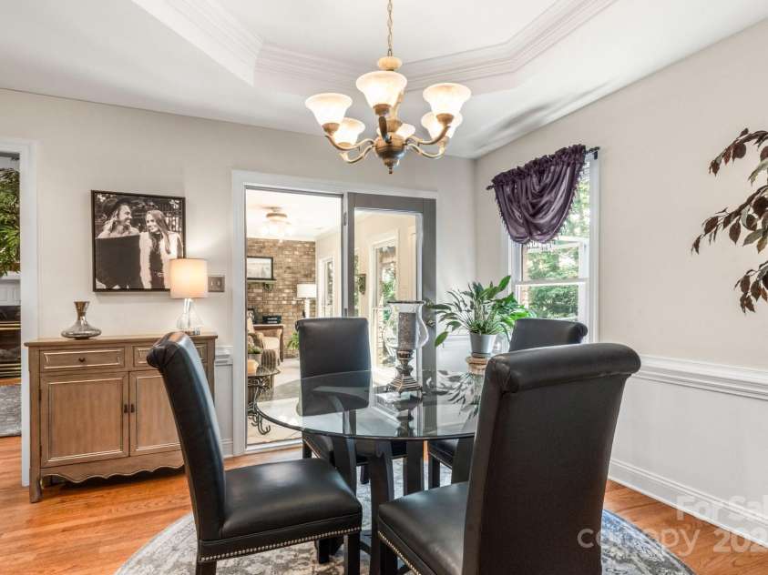 107 Creekwood Drive, Dallas, NC 28034.  MLS# CAR4275706, YatesRealty ID 25543. 