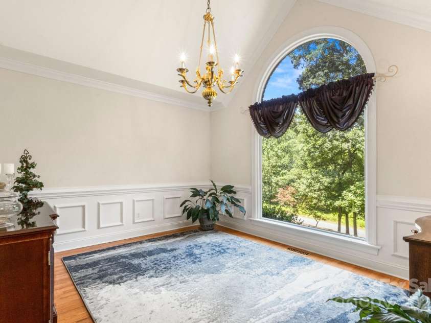 107 Creekwood Drive, Dallas, NC 28034.  MLS# CAR4275706, YatesRealty ID 25543. 