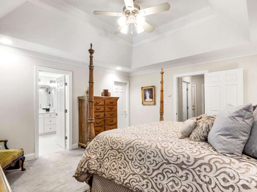 107 Creekwood Drive, Dallas, NC 28034.  MLS# CAR4275706, YatesRealty ID 25543. 