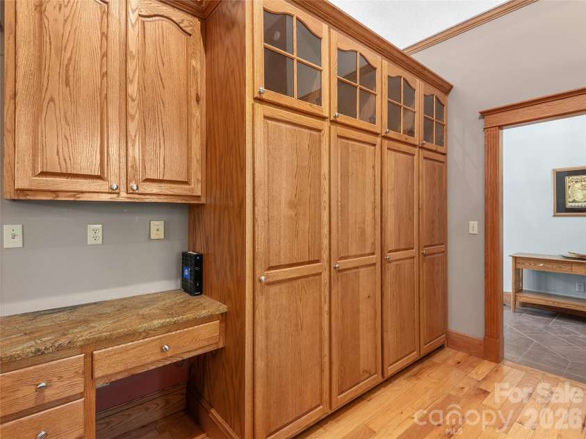 40 Deer Ridge Road, Mills River, NC 28759.  MLS# CAR4386675, YatesRealty ID 25543. 