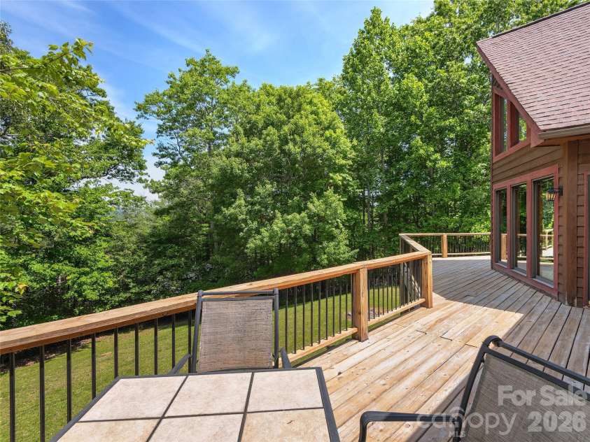 40 Deer Ridge Road, Mills River, NC 28759.  MLS# CAR4386675, YatesRealty ID 25543. 