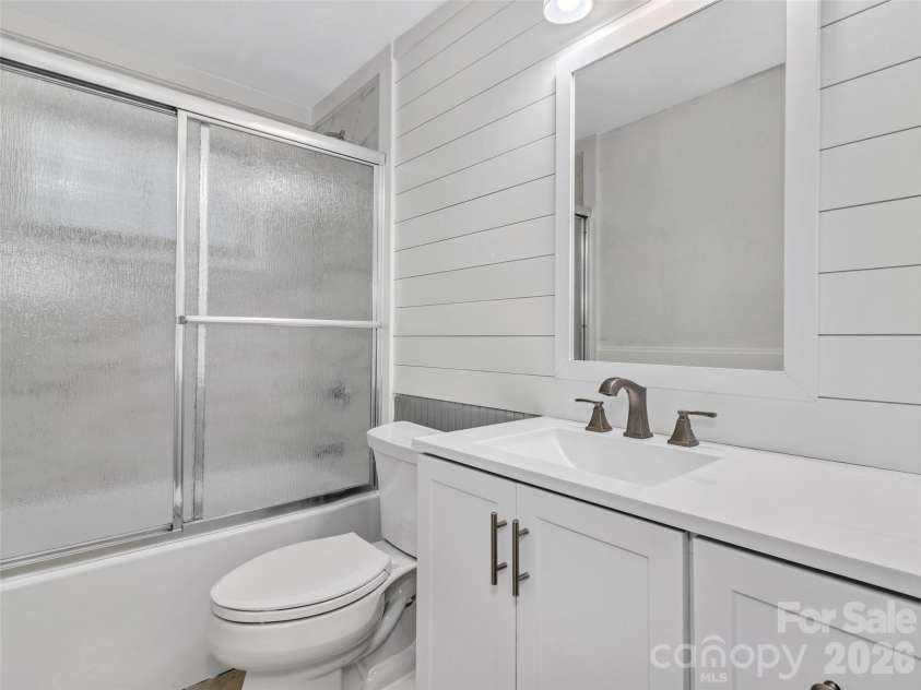 114 Elden Street, Hendersonville, NC 28791.  MLS# CAR4355283, YatesRealty ID 25545. 