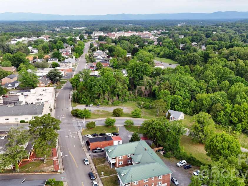 1007 Main Street, Mount Airy, NC 27030.  MLS# CAR4385158, YatesRealty ID 25546. 
