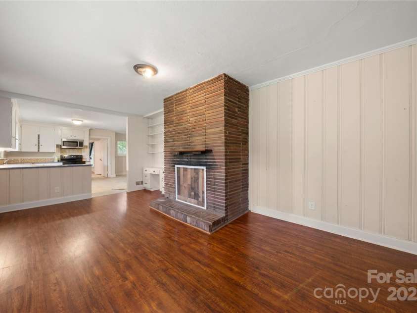 7010 Monroe Road, Charlotte, NC 28212.  MLS# CAR4277823, YatesRealty ID 25546. 