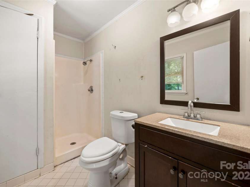 7010 Monroe Road, Charlotte, NC 28212.  MLS# CAR4277823, YatesRealty ID 25546. 