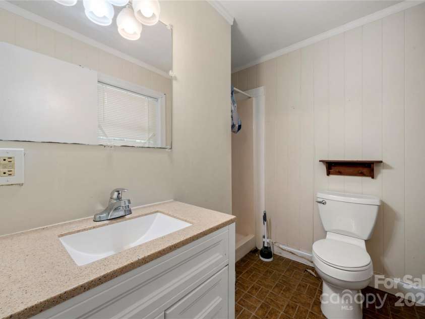 7010 Monroe Road, Charlotte, NC 28212.  MLS# CAR4277823, YatesRealty ID 25546. 