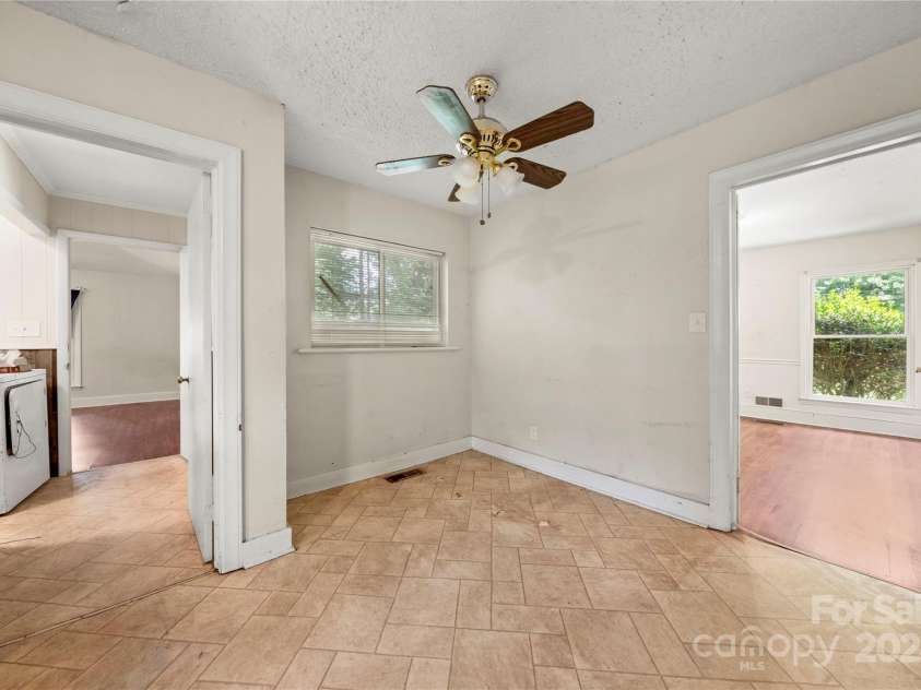7010 Monroe Road, Charlotte, NC 28212.  MLS# CAR4277823, YatesRealty ID 25546. 