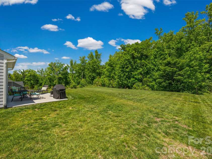 323 Forsythia Lane, Tega Cay, SC 29708.  MLS# CAR4377014, YatesRealty ID 25548. 