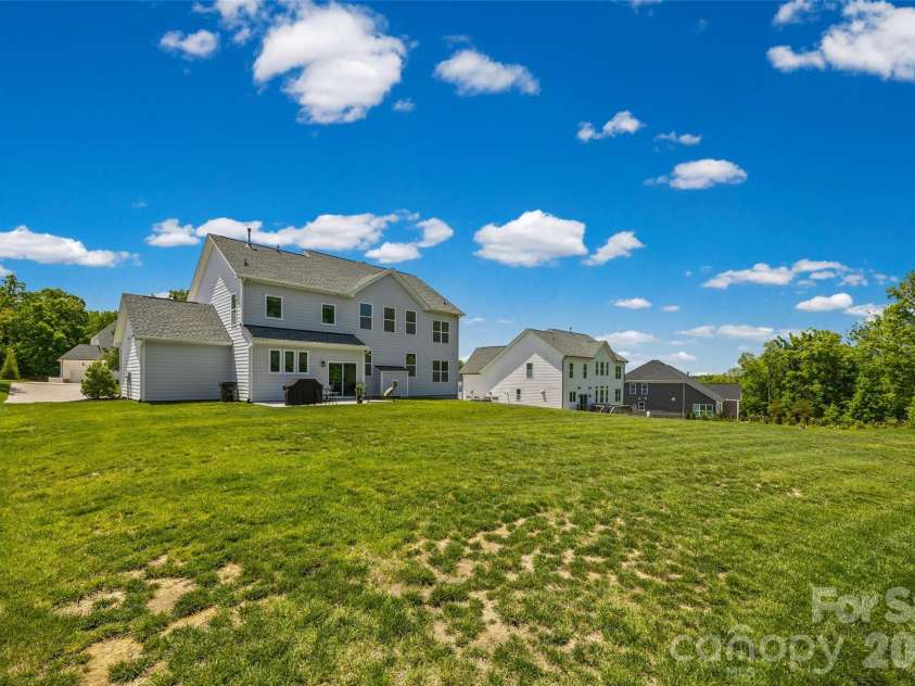 323 Forsythia Lane, Tega Cay, SC 29708.  MLS# CAR4377014, YatesRealty ID 25548. 