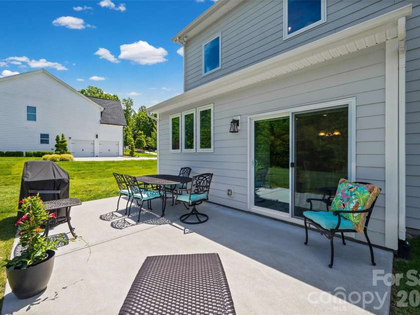323 Forsythia Lane, Tega Cay, SC 29708.  MLS# CAR4377014, YatesRealty ID 25548. Backyard