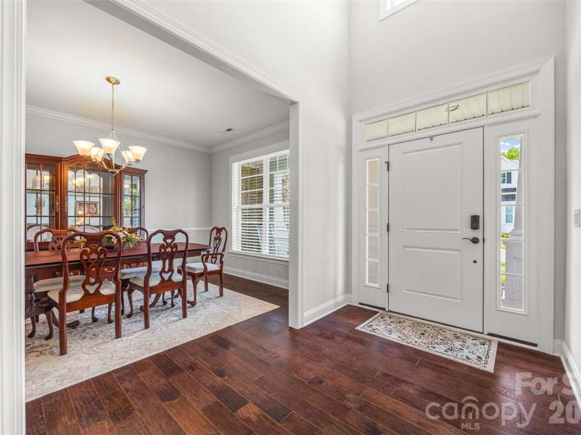 323 Forsythia Lane, Tega Cay, SC 29708.  MLS# CAR4377014, YatesRealty ID 25548. Foyer