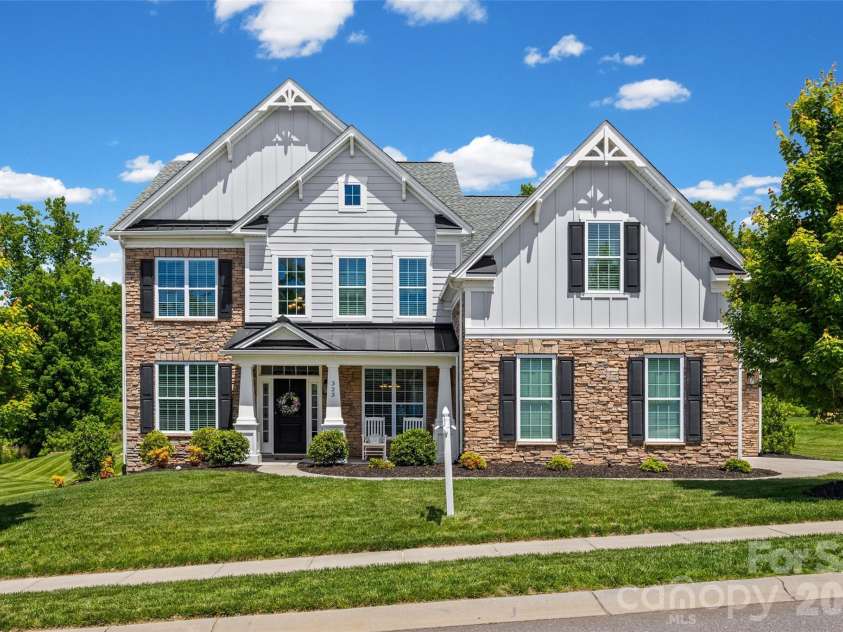 323 Forsythia Lane, Tega Cay, SC 29708.  MLS# CAR4377014, YatesRealty ID 25548. Welcome Home!