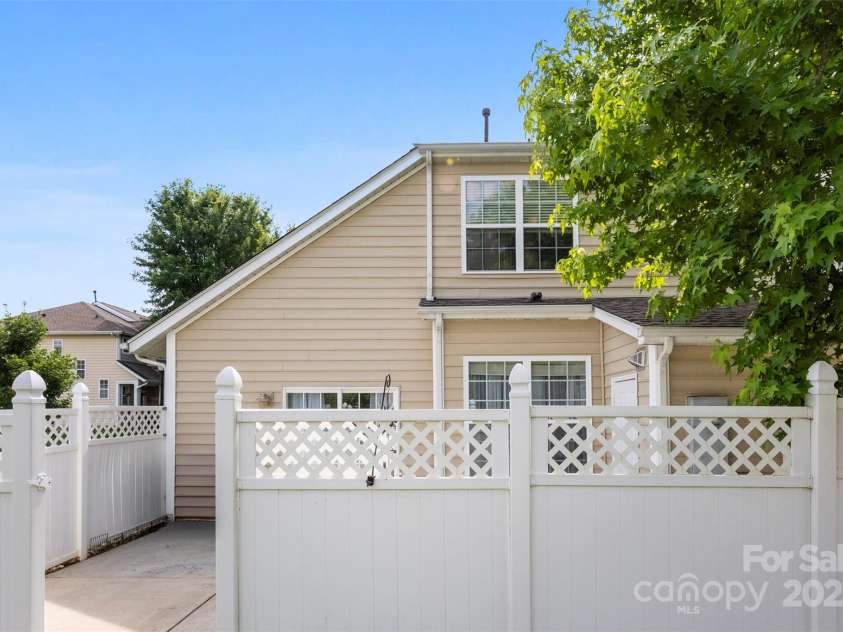 448 River Park Road, Belmont, NC 28012.  MLS# CAR4270888, YatesRealty ID 25548. 