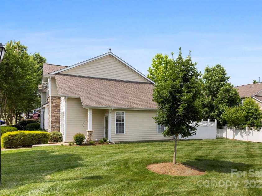 448 River Park Road, Belmont, NC 28012.  MLS# CAR4270888, YatesRealty ID 25548. 