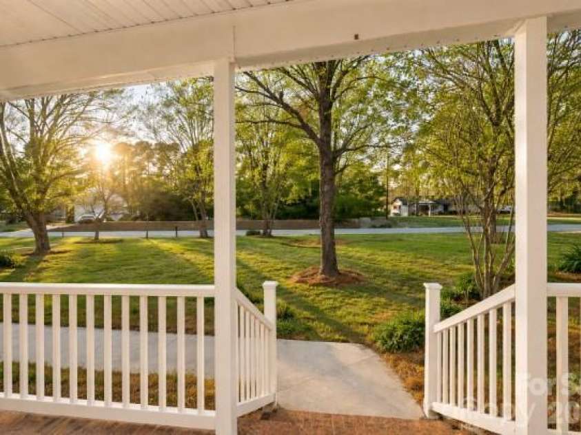 8225 Kensington Lane, Harrisburg, NC 28075.  MLS# CAR4371602, YatesRealty ID 25549. 