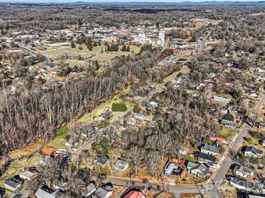 612 E Street, Newton, NC 28658.  MLS# CAR4334894, YatesRealty ID 2555. Aerial view of property with proximity to Downtown
