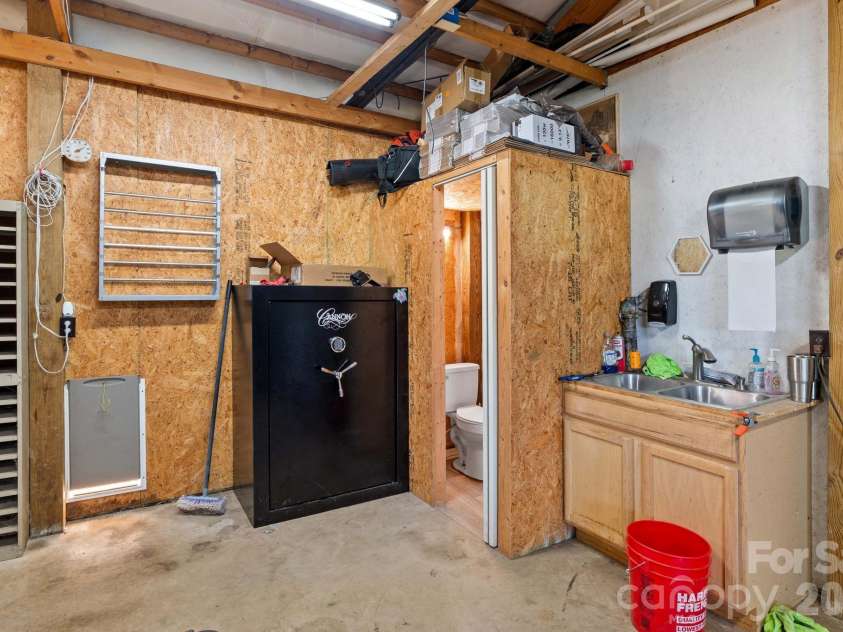 3755 Bringle Ferry Road, Salisbury, NC 28146.  MLS# CAR4378845, YatesRealty ID 25551. 