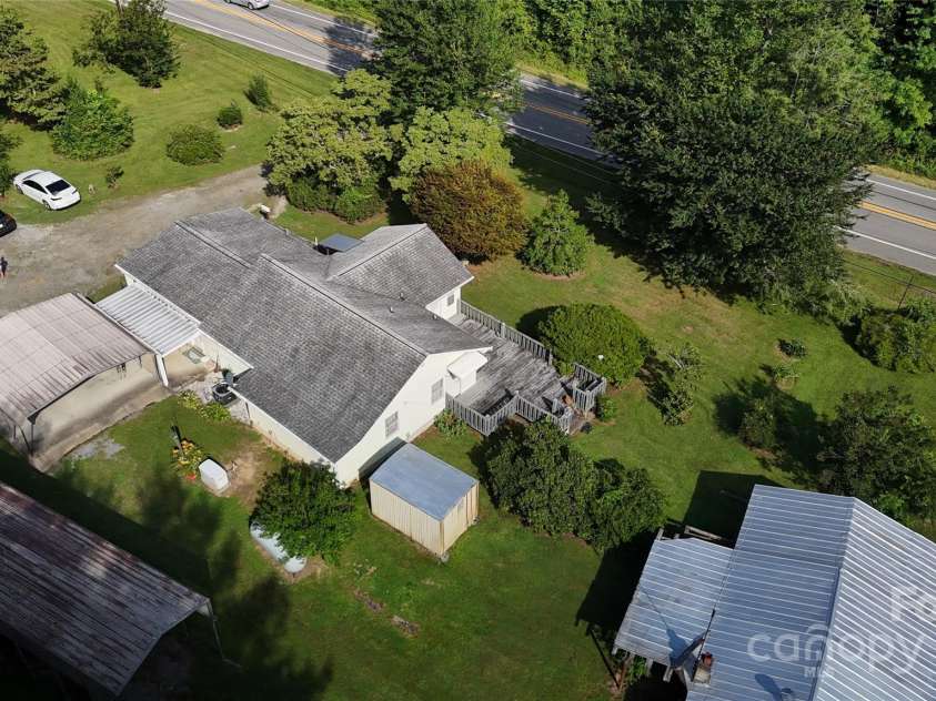 4720 Brevard Road, Horse Shoe, NC 28742.  MLS# CAR4278026, YatesRealty ID 25552. 