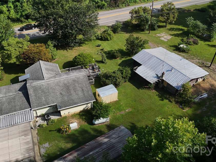 4720 Brevard Road, Horse Shoe, NC 28742.  MLS# CAR4278026, YatesRealty ID 25552. 