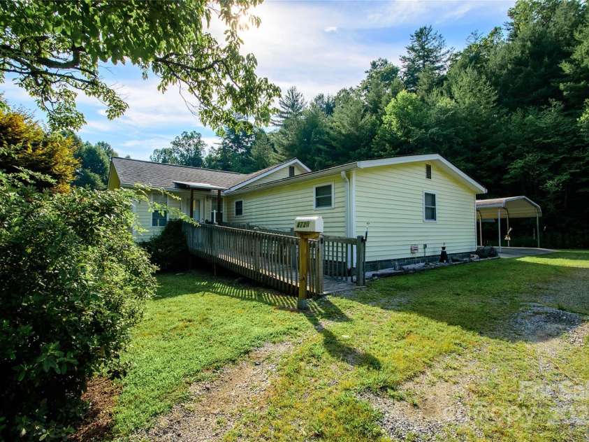 4720 Brevard Road, Horse Shoe, NC 28742.  MLS# CAR4278026, YatesRealty ID 25552. Welcome Home