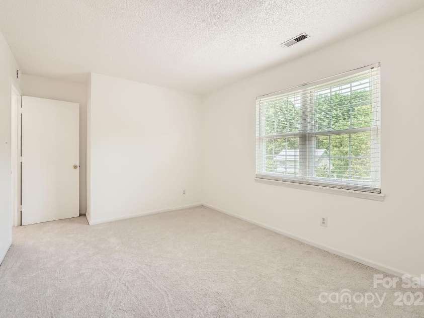 6221 Round Hill Road, Charlotte, NC 28211.  MLS# CAR4264179, YatesRealty ID 25553. Bedroom #3