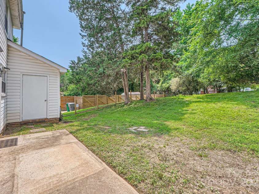 6221 Round Hill Road, Charlotte, NC 28211.  MLS# CAR4264179, YatesRealty ID 25553. Rear storage closet for those extra supplies!
