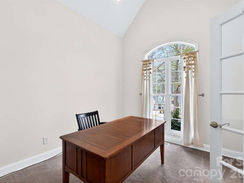 717 Black Wolf Run, Spartanburg, SC 29306.  MLS# CAR4361557, YatesRealty ID 25554. 