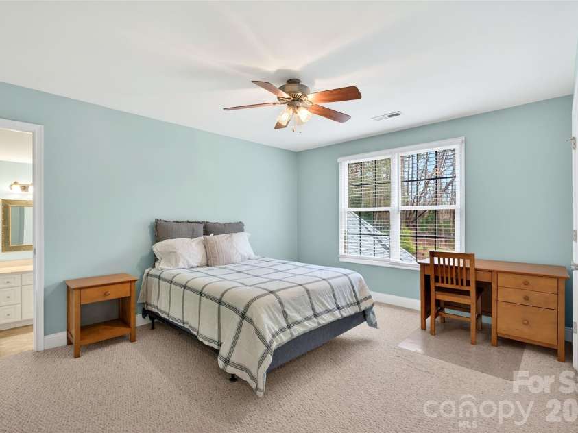 717 Black Wolf Run, Spartanburg, SC 29306.  MLS# CAR4361557, YatesRealty ID 25554. 