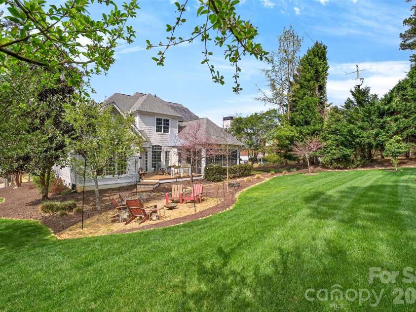 717 Black Wolf Run, Spartanburg, SC 29306.  MLS# CAR4361557, YatesRealty ID 25554. 