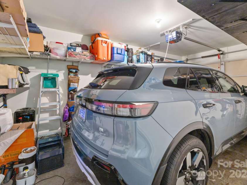 816 Pelican Bay Drive, Pineville, NC 28134.  MLS# CAR4273814, YatesRealty ID 25554. 