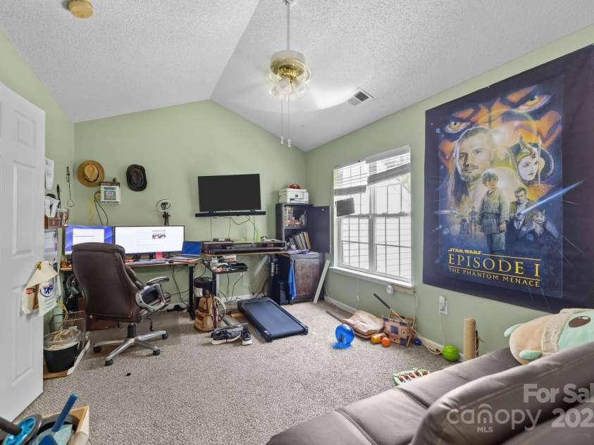 816 Pelican Bay Drive, Pineville, NC 28134.  MLS# CAR4273814, YatesRealty ID 25554. 