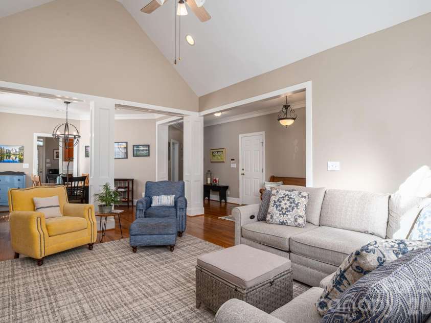 141 Spring Forest Drive, Shelby, NC 28152.  MLS# CAR4376473, YatesRealty ID 25555. 