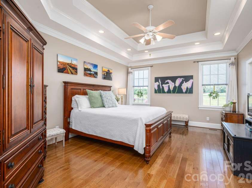 141 Spring Forest Drive, Shelby, NC 28152.  MLS# CAR4376473, YatesRealty ID 25555. 