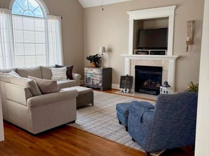 141 Spring Forest Drive, Shelby, NC 28152.  MLS# CAR4376473, YatesRealty ID 25555. 