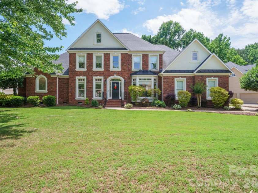 10316 Calaveras Court, Huntersville, NC 28078.  MLS# CAR4382492, YatesRealty ID 25556. 