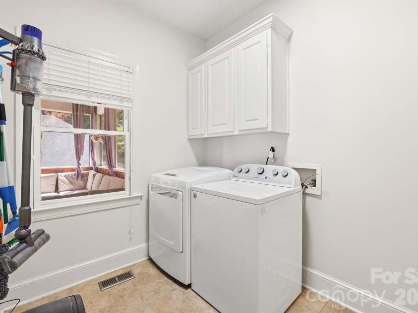 10316 Calaveras Court, Huntersville, NC 28078.  MLS# CAR4382492, YatesRealty ID 25556. 