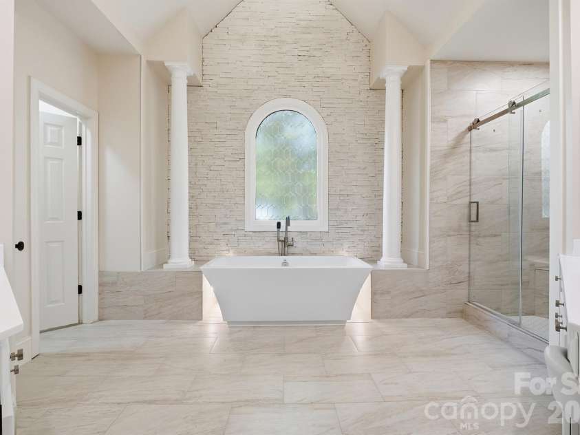 10316 Calaveras Court, Huntersville, NC 28078.  MLS# CAR4382492, YatesRealty ID 25556. 