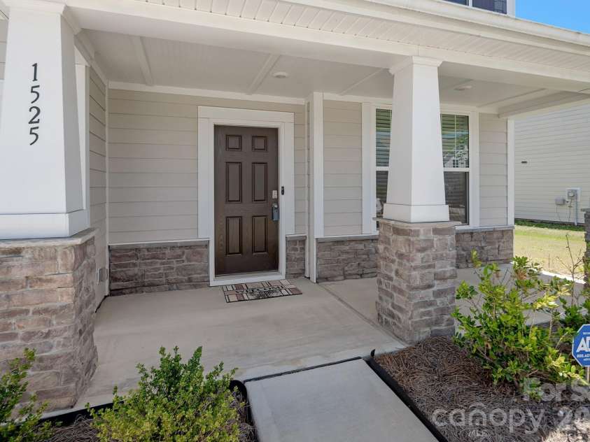 1525 Felthorpe Way, Indian Trail, NC 28079.  MLS# CAR4380682, YatesRealty ID 25557. 