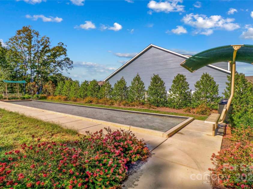 117 Cup Chase Drive, Mooresville, NC 28115.  MLS# CAR4279101, YatesRealty ID 25558. Bocci Court