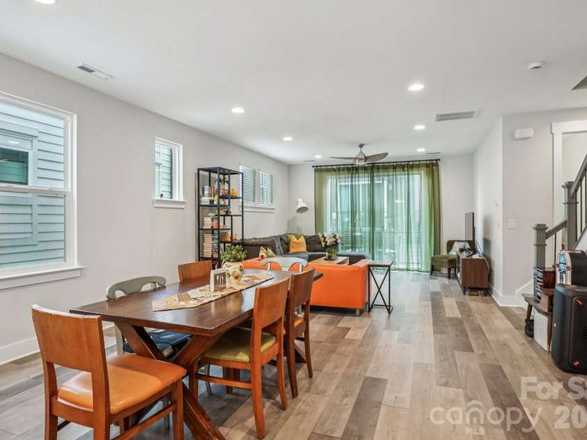 2242 Electric Lane, Charlotte, NC 28205.  MLS# CAR4315923, YatesRealty ID 2556. 