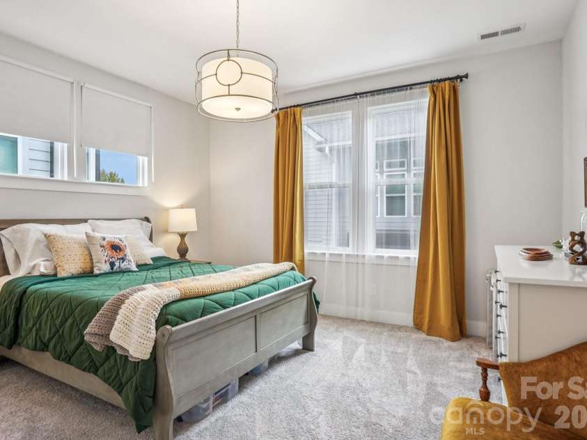 2242 Electric Lane, Charlotte, NC 28205.  MLS# CAR4315923, YatesRealty ID 2556. 