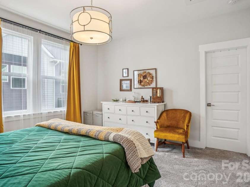 2242 Electric Lane, Charlotte, NC 28205.  MLS# CAR4315923, YatesRealty ID 2556. 