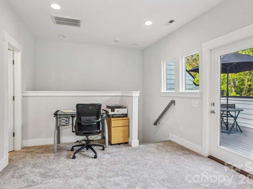 2242 Electric Lane, Charlotte, NC 28205.  MLS# CAR4315923, YatesRealty ID 2556. 